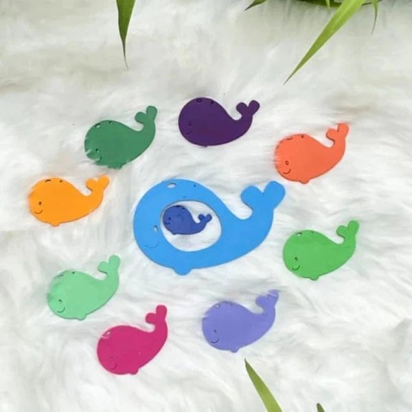 Play Gym with Dolphine Wooden Mobiles Online now